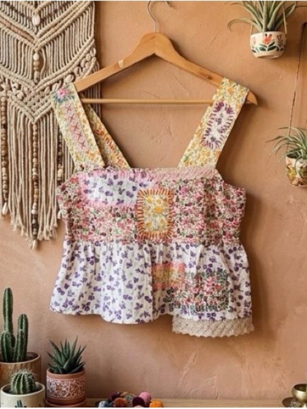 Natural Life NWT Floral Patchwork Peplum Tank Top Crop Cami Lace Trim Size M